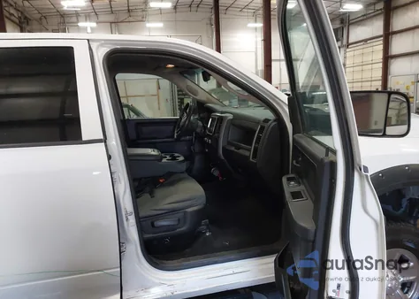 2015 Ram 2500 Tradesman z USA, uszkodzony, nr VIN 3C6UR5CL1FG528653